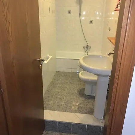 Casa Centro Storico Con Vista Fiume In Apartamento *